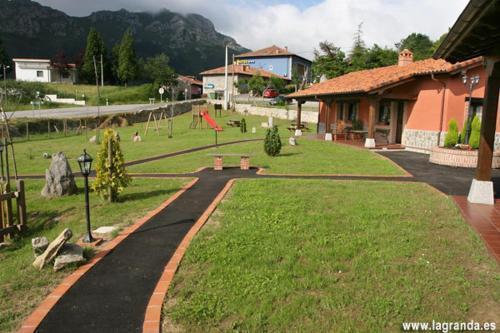 Apartamentos Rurales La Granda Cangas de Onis Luaran gambar